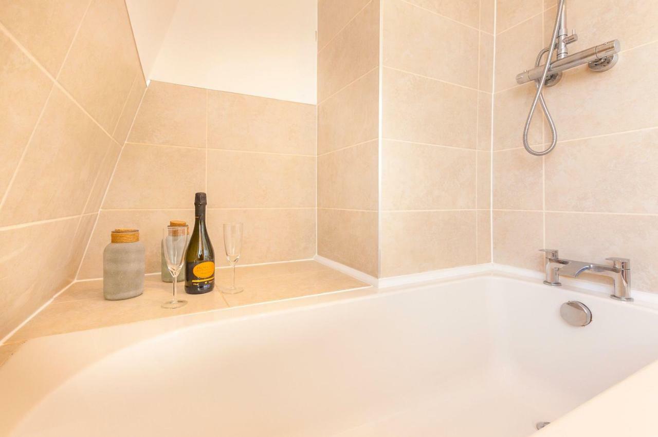 Pure B - Exceptional Views Of Tamar & Royal William Yard With Free Parking & Wifi Διαμέρισμα Πλίμουθ Εξωτερικό φωτογραφία